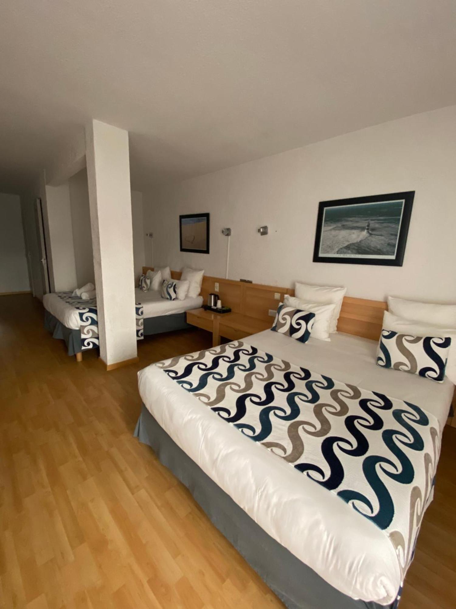 Hotel Saint Georges, Face A La Mer Canet-en-Roussillon Room photo