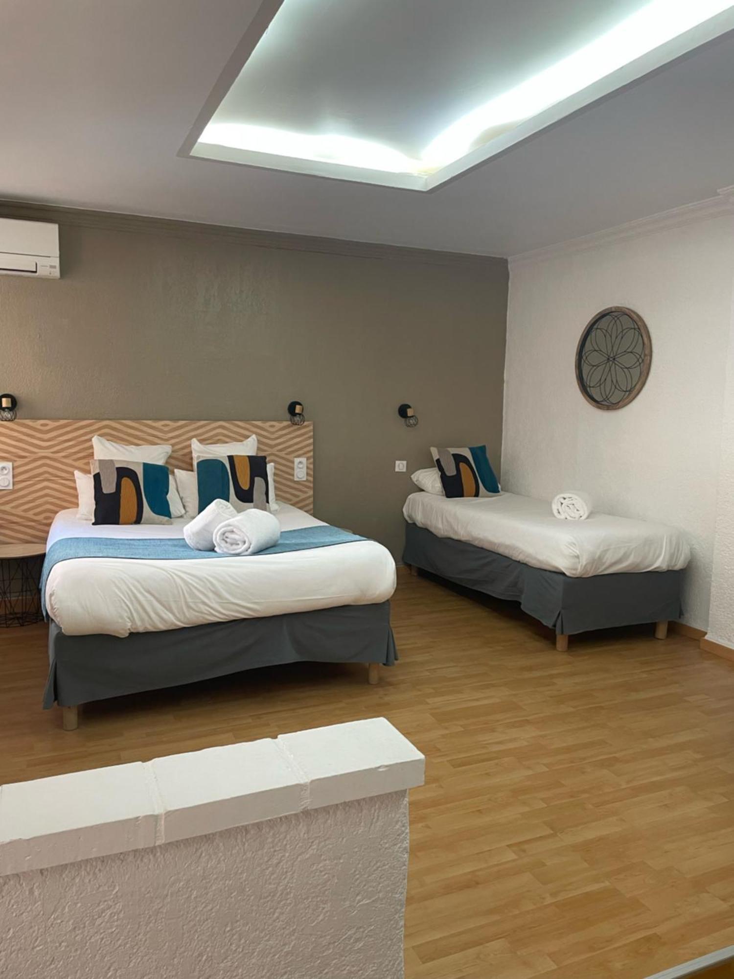 Hotel Saint Georges, Face A La Mer Canet-en-Roussillon Exterior photo